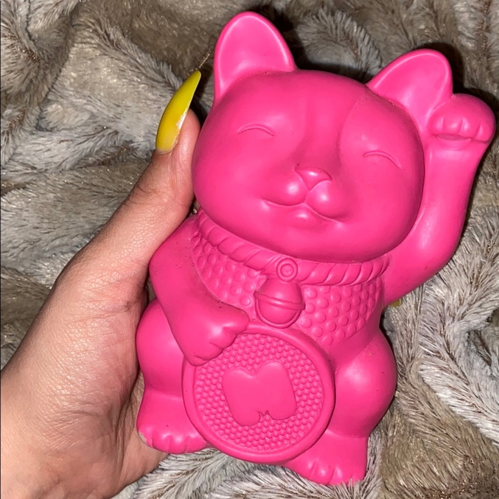 Pink Maneki Neko cat pen holder (Chinese lucky cat